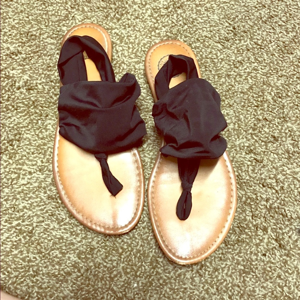 Sandals size 8 great for fall spring or summer